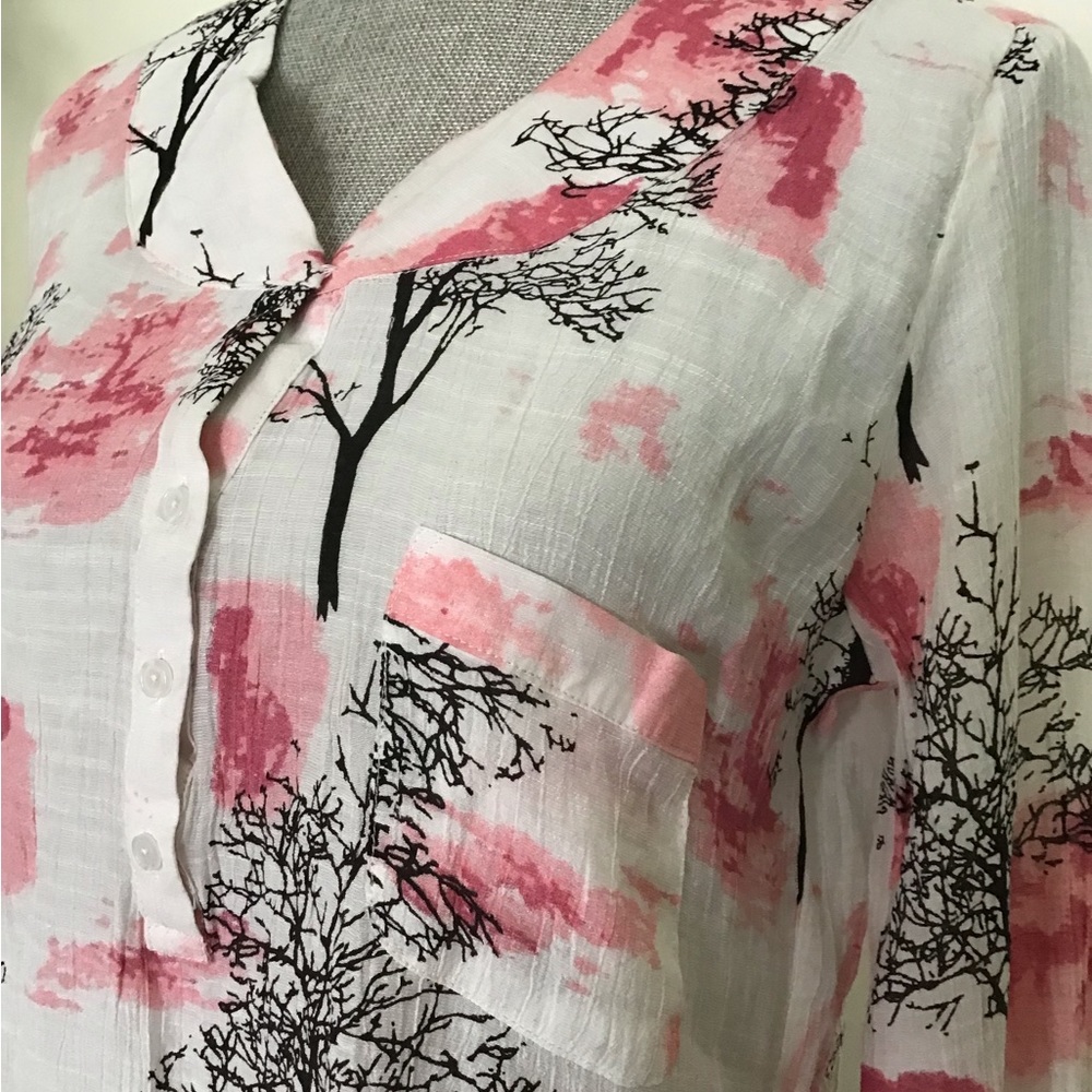 BCASUAL TUNIC TOP - Picture 2 of 12